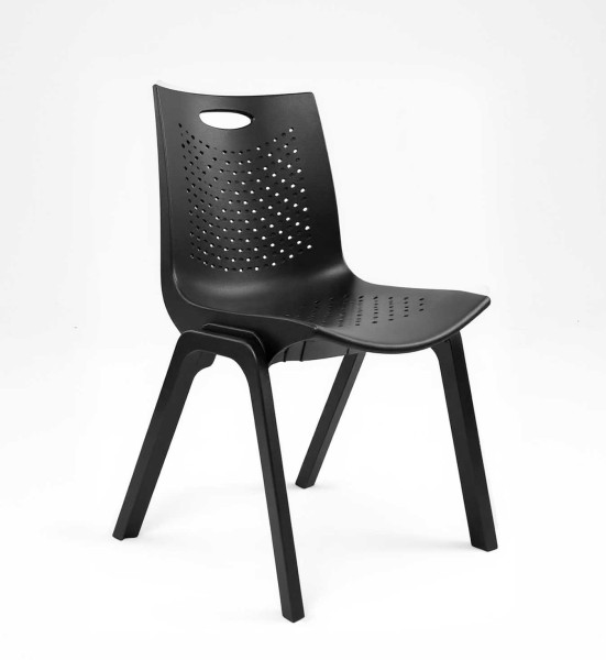 Kura QuarterFront Black Web